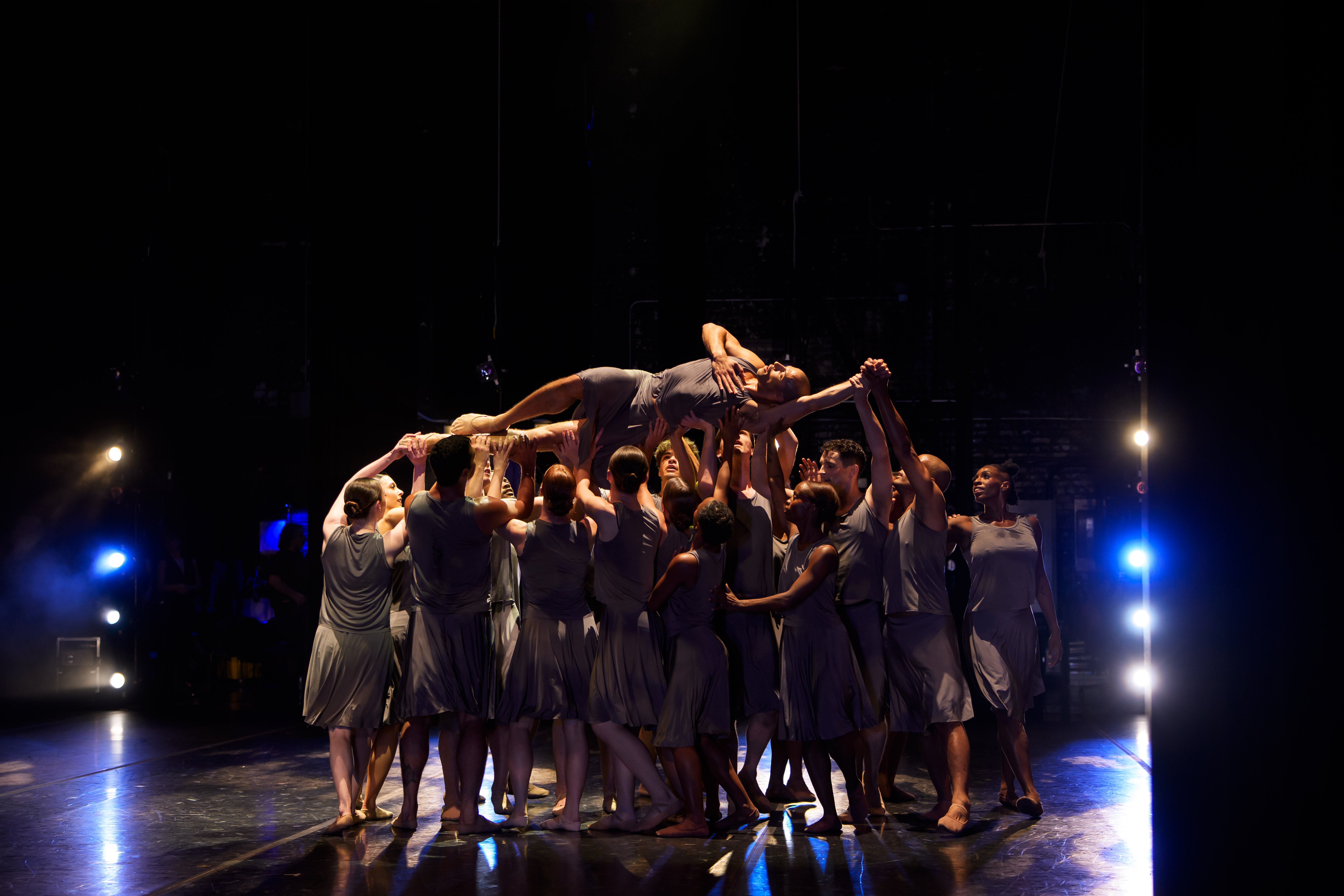 Finale by Randy Duncan. Photo by Todd Rosenberg